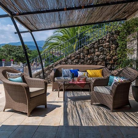 Terre De Reve Bed & Breakfast Le Rouret Екстериор снимка